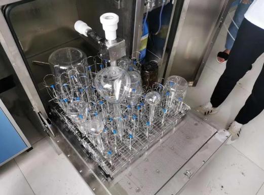 實(shí)驗(yàn)室洗瓶機(jī)選購疑問：實(shí)驗(yàn)室全自動(dòng)洗瓶機(jī)如何選?